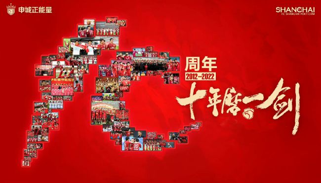 早在6月25日，在接受《中国电影报道》独家专访时，徐峥曾透露他和吴京、章子怡、沈腾将共同执导电影《我和我的父辈》，四位导演各自拍摄不同年代的故事，引发影迷们关注